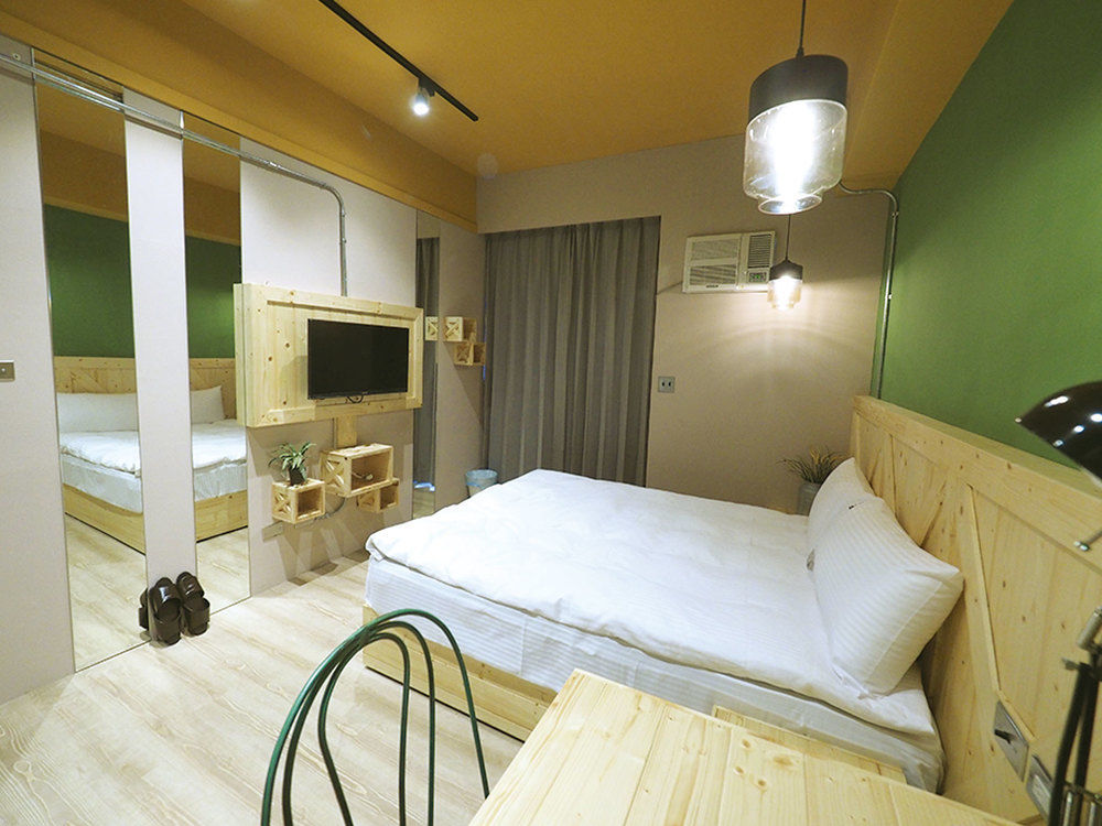Loft Hostel Fengjia Taichung Buitenkant foto
