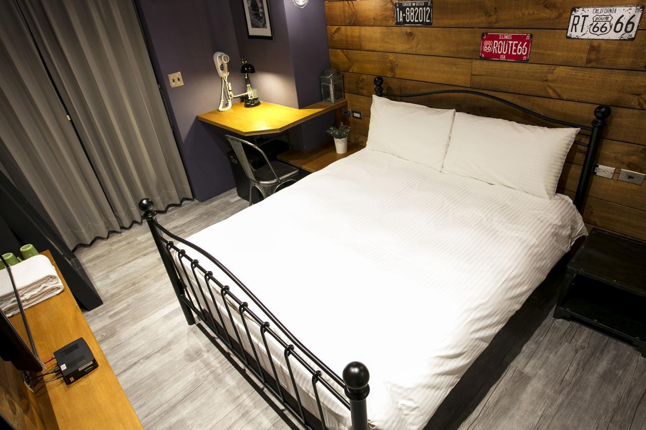 Loft Hostel Fengjia Taichung Buitenkant foto