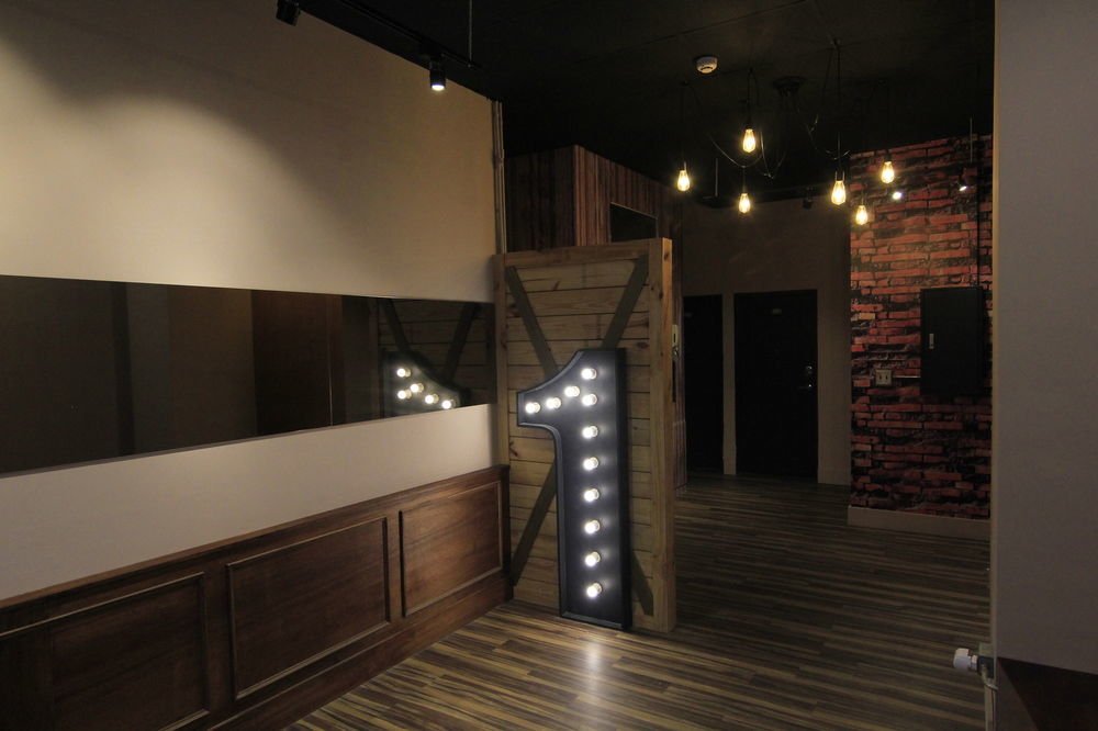 Loft Hostel Fengjia Taichung Buitenkant foto